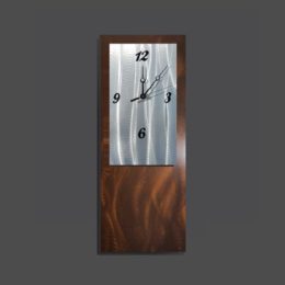Chocolatewall clock design